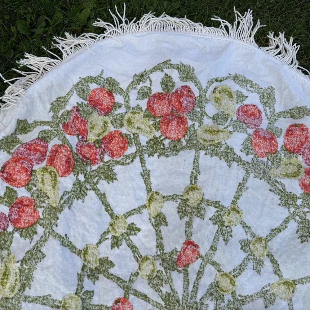 VTG Round Terry Cloth Tablecloth Beach Towel 49in Fruit Apple Pear Fringe Retro